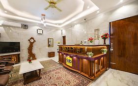 Fabhotel Paradise